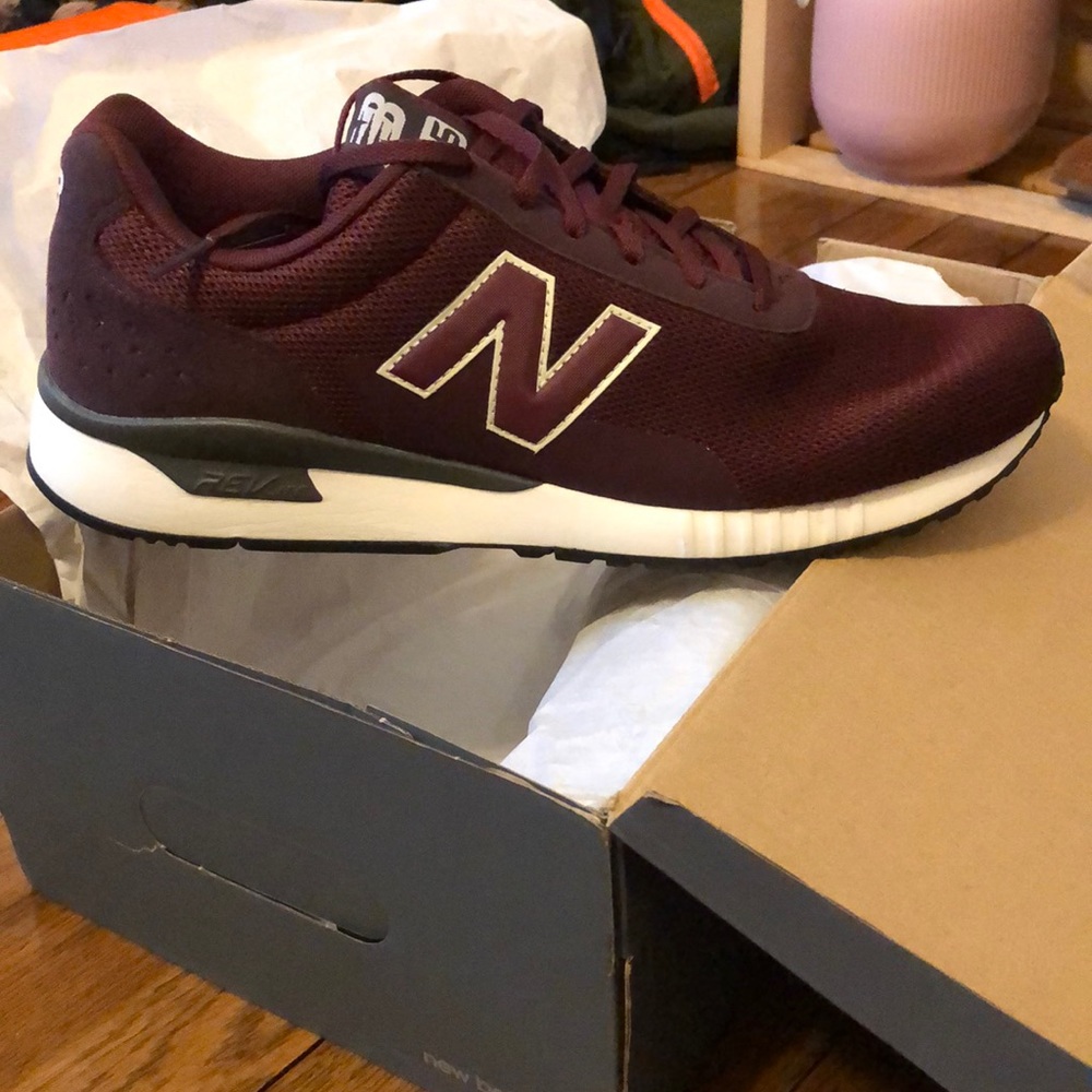 NBW New Balance men’s 10.5 Moyer